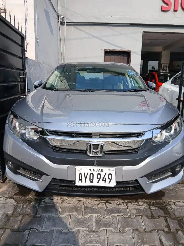 Honda Civic X Oriel 1.8  i-VTEC CVT
