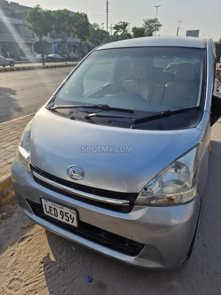 Daihatsu Move Custom L