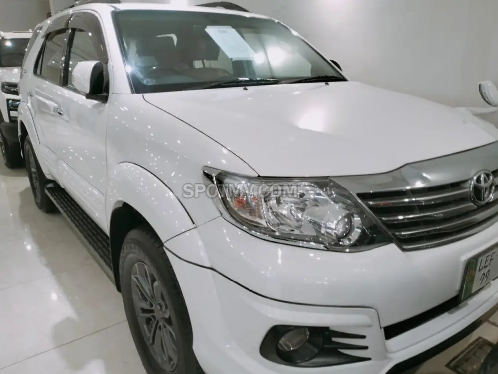 Toyota Fortuner V 2.7 VVTi