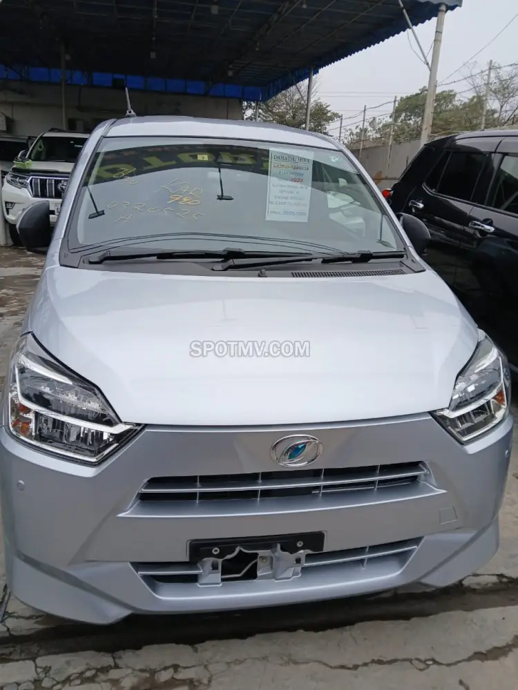 Daihatsu Mira X