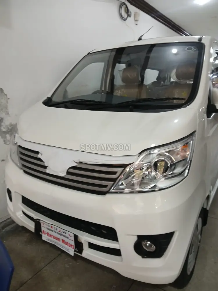 Changan Karvaan  Plus 1.2