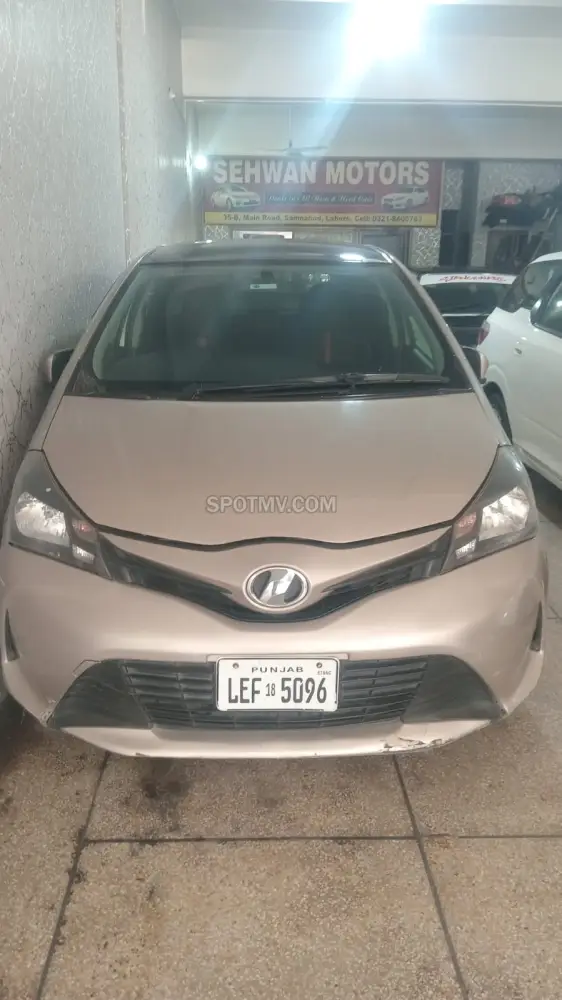 Toyota Vitz F 1.0