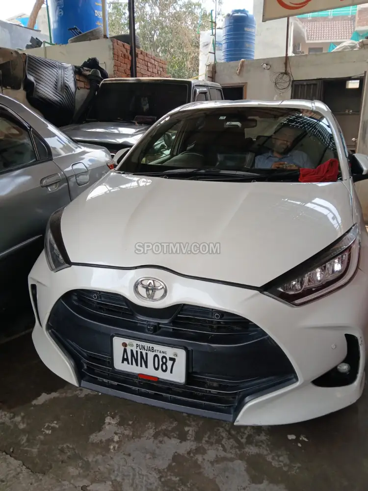 Toyota Yaris Hatchback G