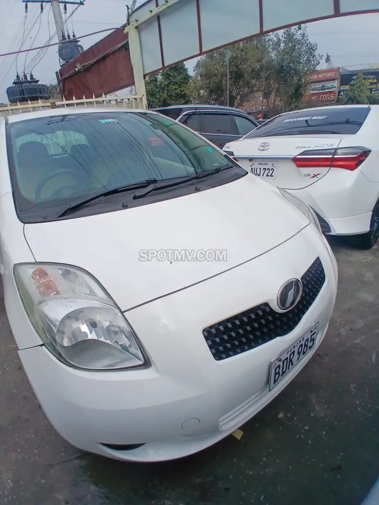 Toyota Vitz F1.3