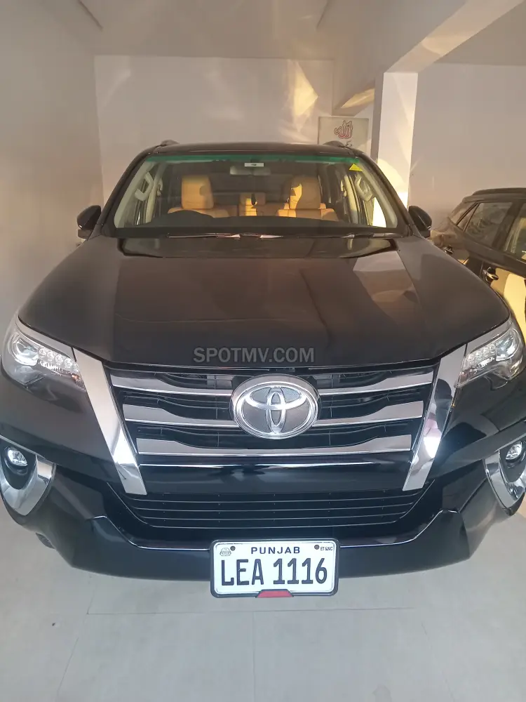 Toyota Fortuner V 2.7 VVTi