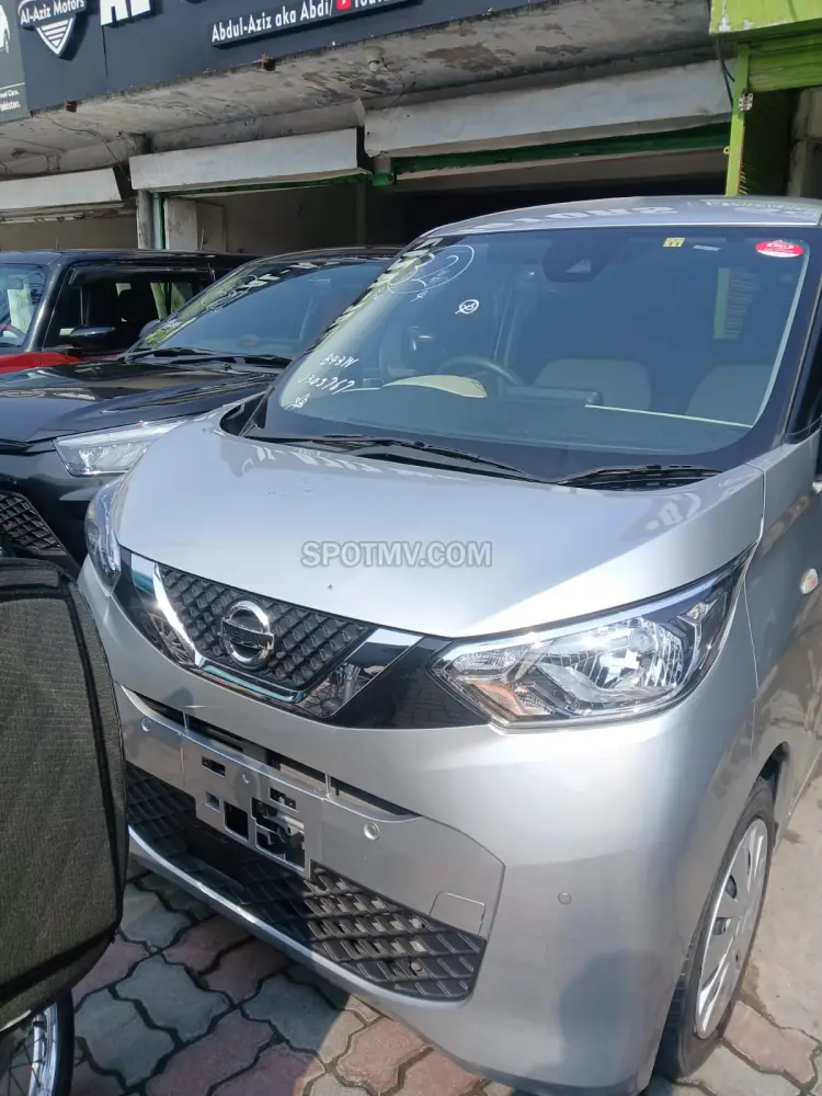 Nissan Days Highway Star G