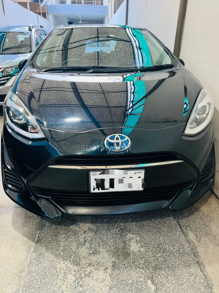 Toyota Aqua G