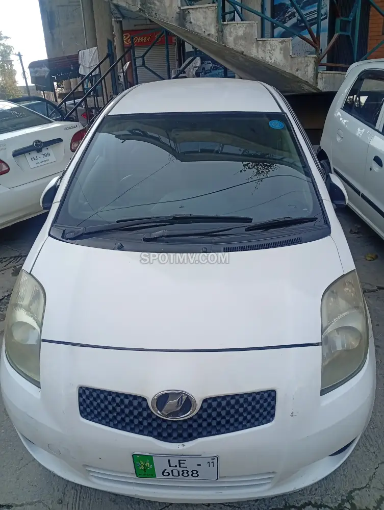 Toyota Vitz ILL 1.3