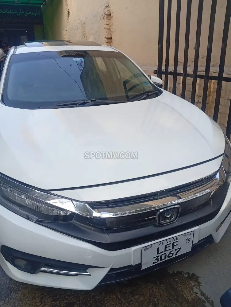 Honda Civic X Oriel 1.8  i-VTEC CVT