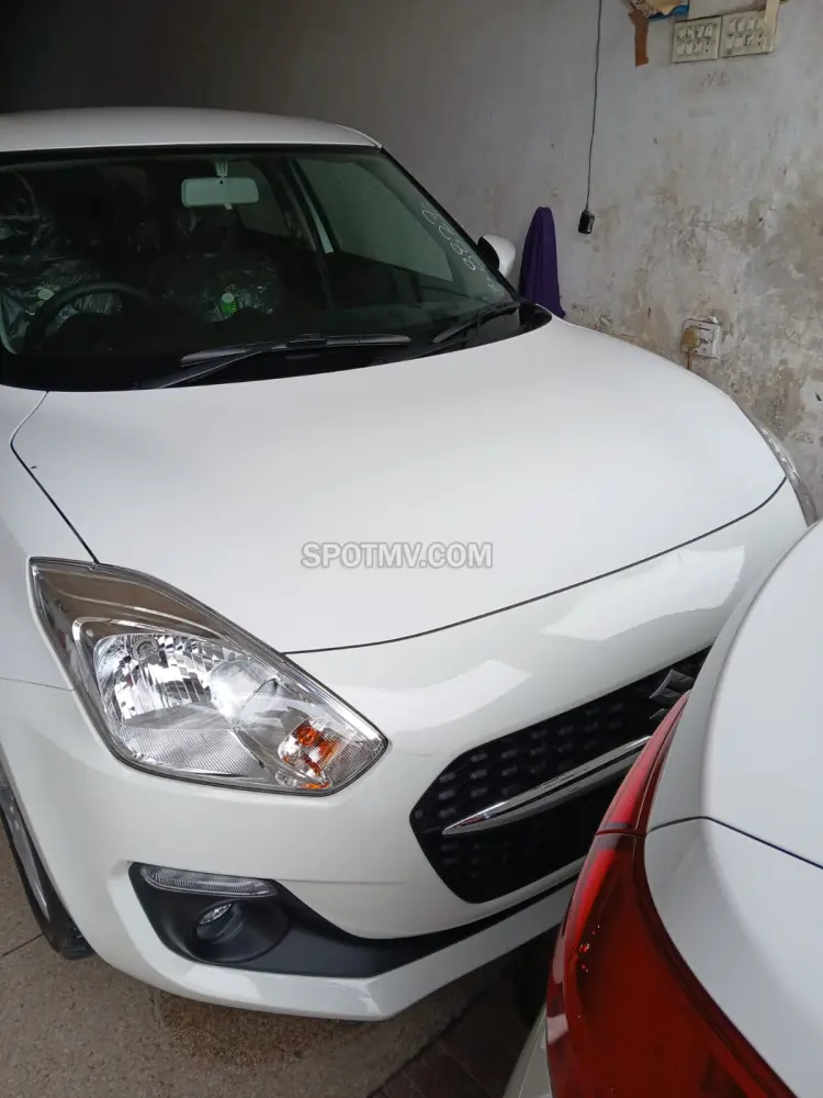 Suzuki Swift GLX CVT