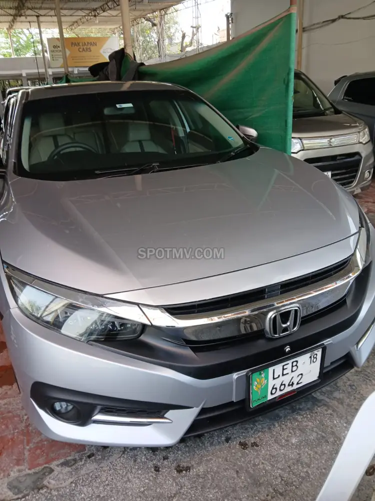 Honda Civic X Oriel 1.8  i-VTEC CVT