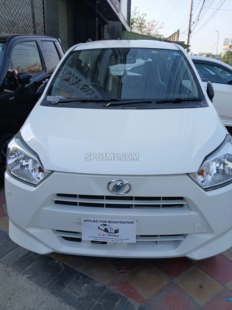 Daihatsu Mira X SA III