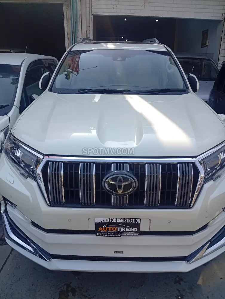 Toyota Land Cruiser ZX