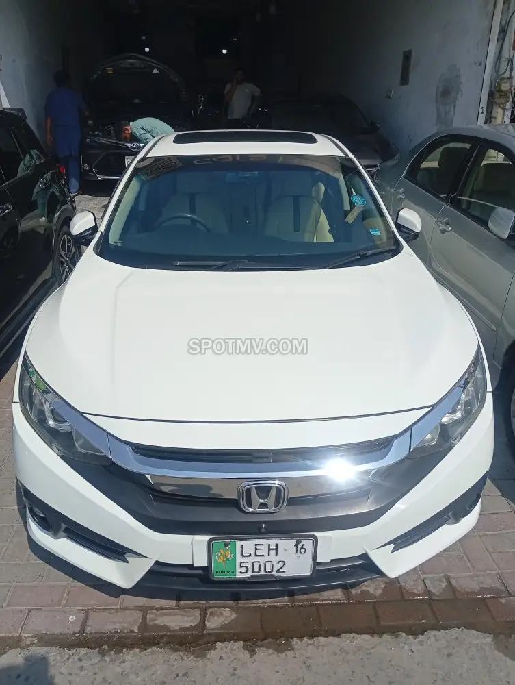 Honda Civic X Oriel 1.8  i-VTEC CVT