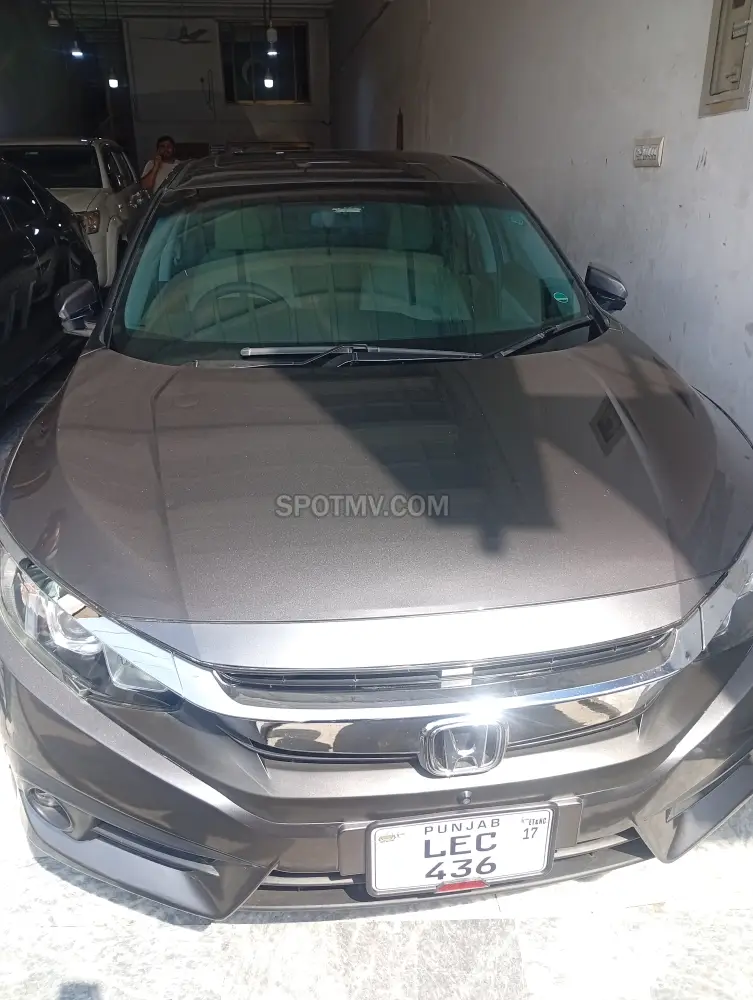 Honda Civic X Oriel 1.8  i-VTEC CVT