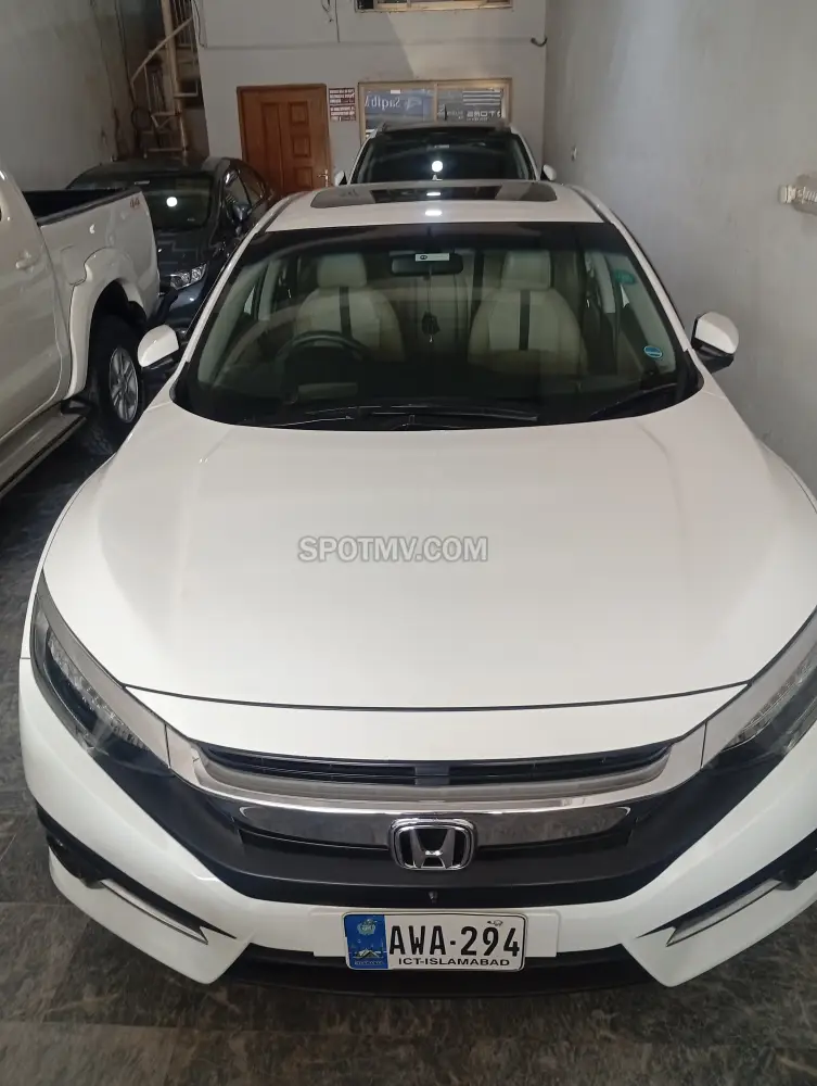 Honda Civic X Oriel 1.8  i-VTEC CVT