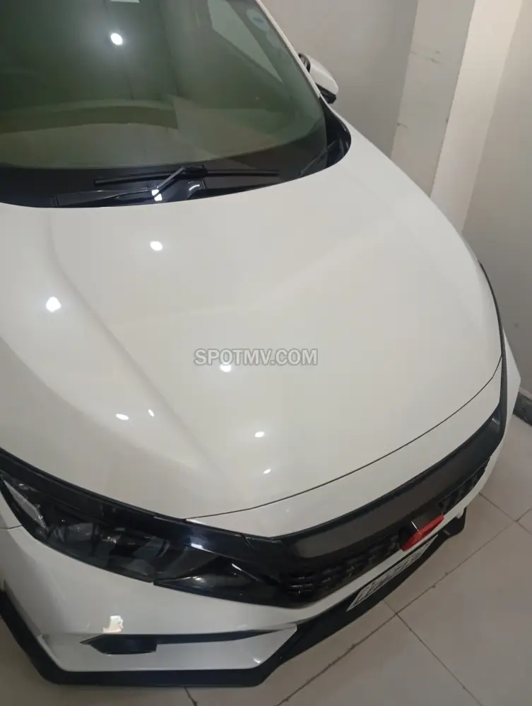 Honda Civic X Oriel 1.8  i-VTEC CVT