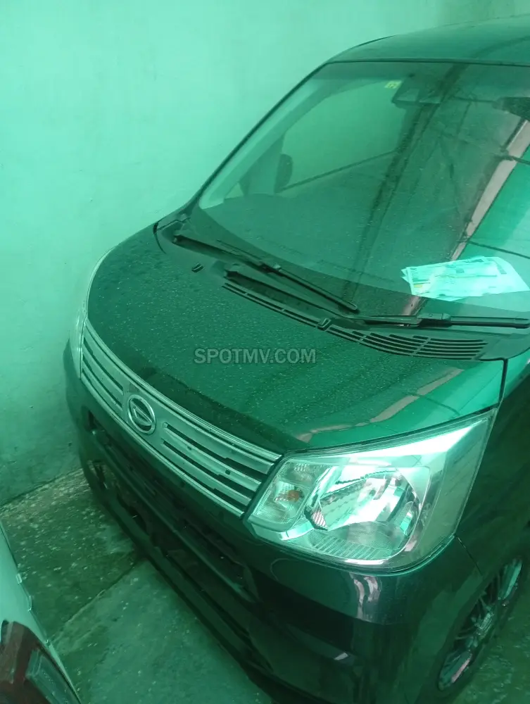 Daihatsu Move Custom X