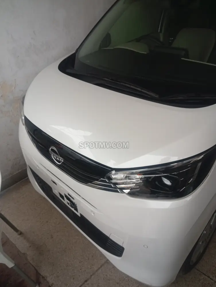 Nissan Days Highway Star G