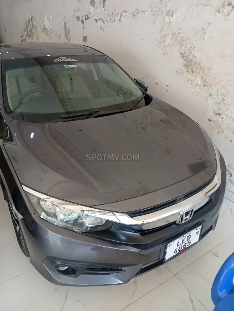 Honda Civic X Oriel 1.8  i-VTEC CVT