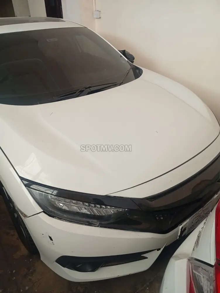 Honda Civic X Turbo 1.5  i -VTEC CVT