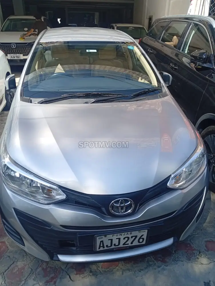 Toyota Yaris Gli MT 1.3