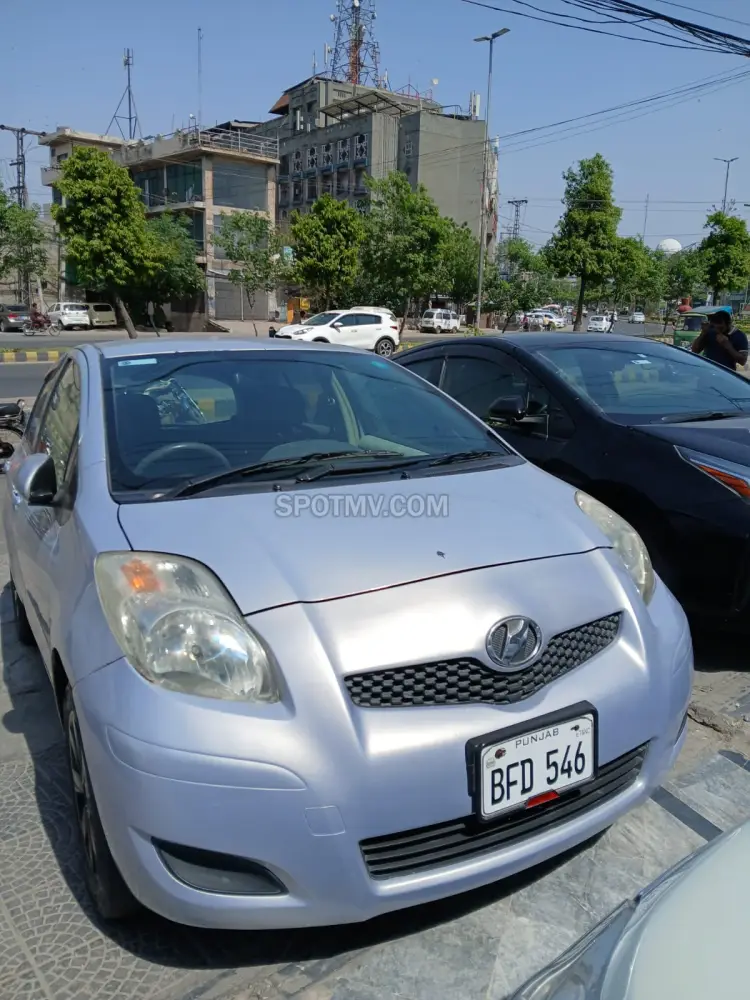 Toyota Vitz F1.3