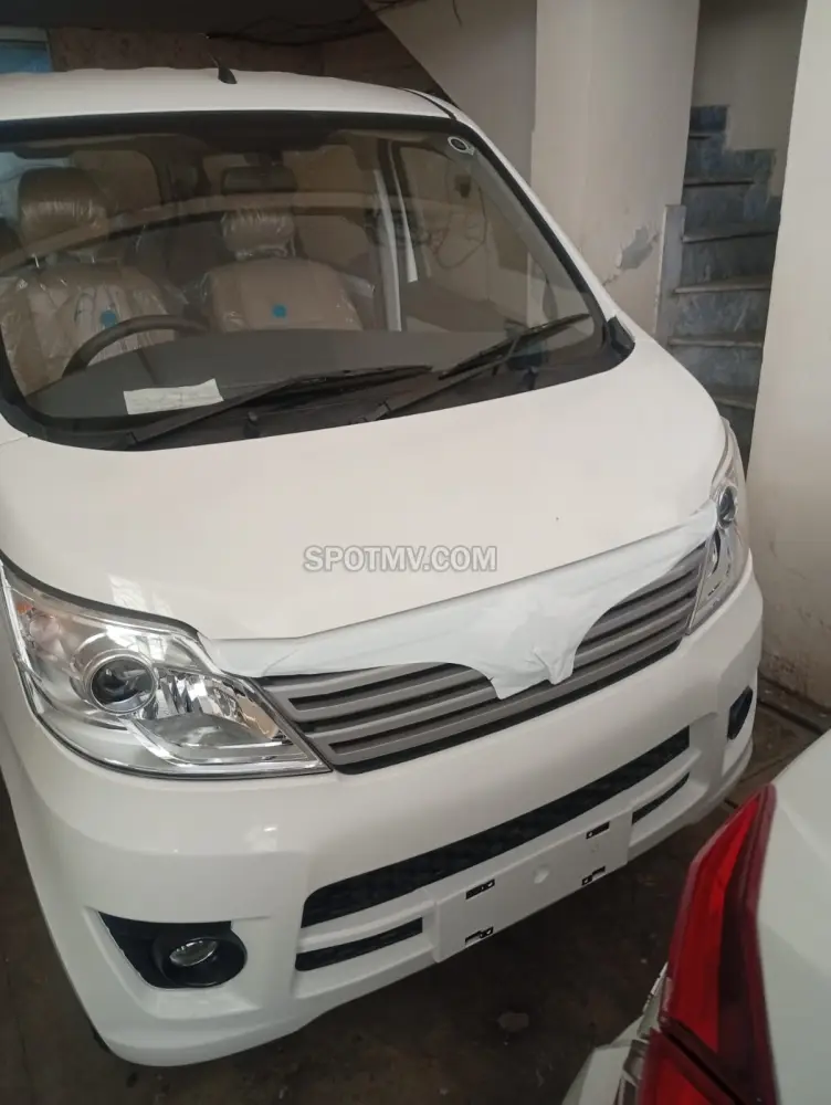 Changan Karvaan  Plus 1.2