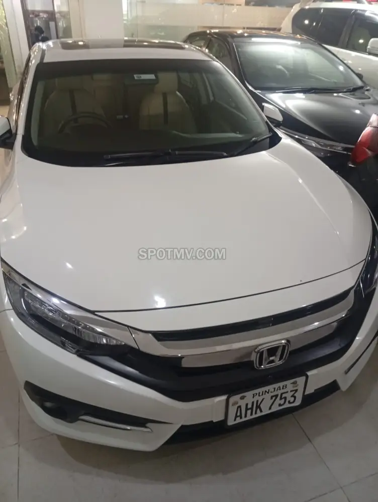 Honda Civic X Oriel 1.8  i-VTEC CVT