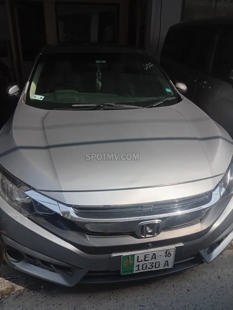 Honda Civic X Oriel 1.8  i-VTEC CVT