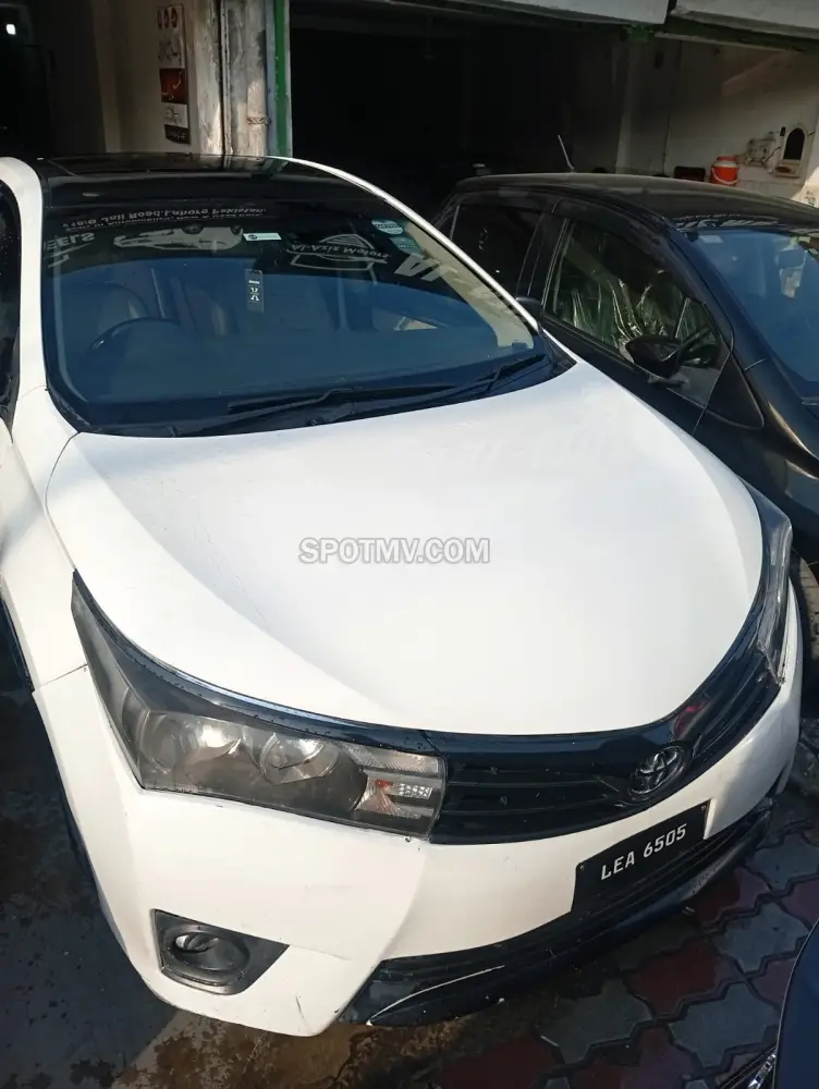 Toyota Corolla Altis Grande CVT i 1.8