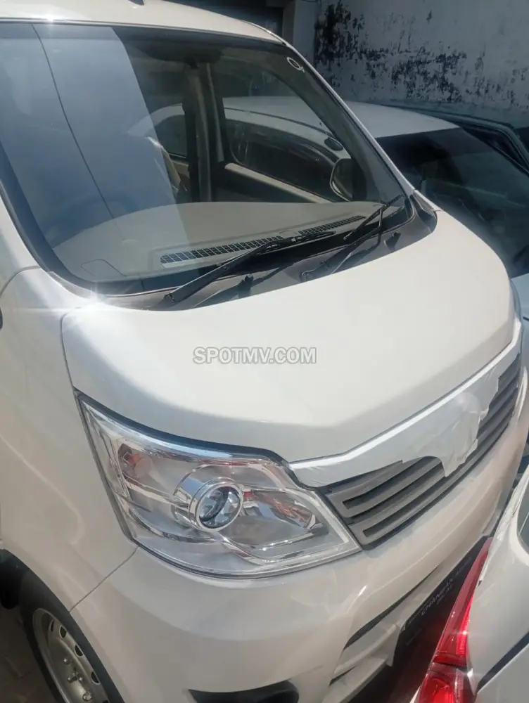 Changan Karvaan  Plus 1.2