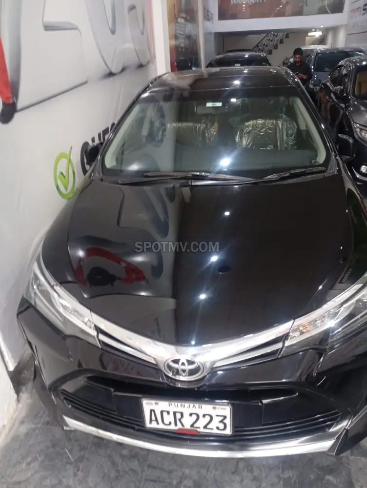 Toyota Corolla Altis Grande CVT i 1.8