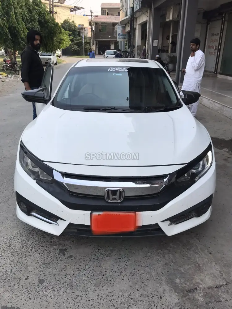 Honda Civic X Oriel 1.8  i-VTEC CVT