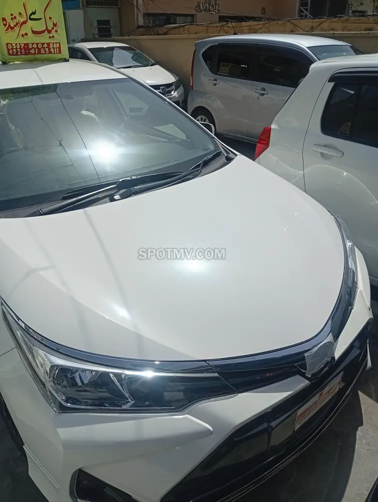 Toyota Corolla Altis Grande X CVT i 1.8 Beige Interior