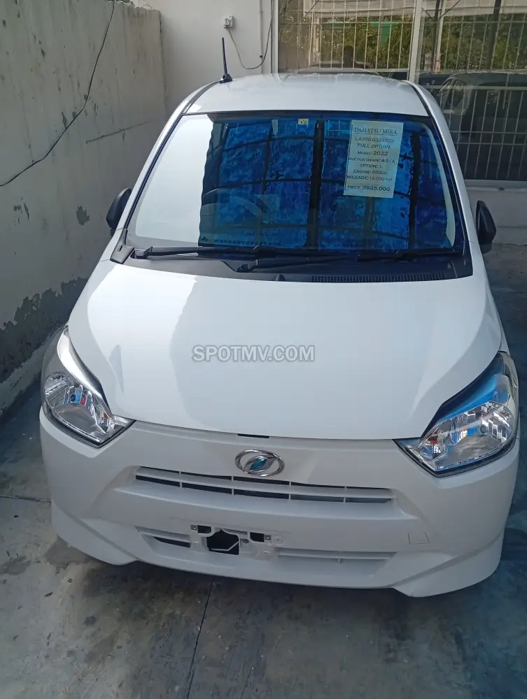 Daihatsu Mira ES