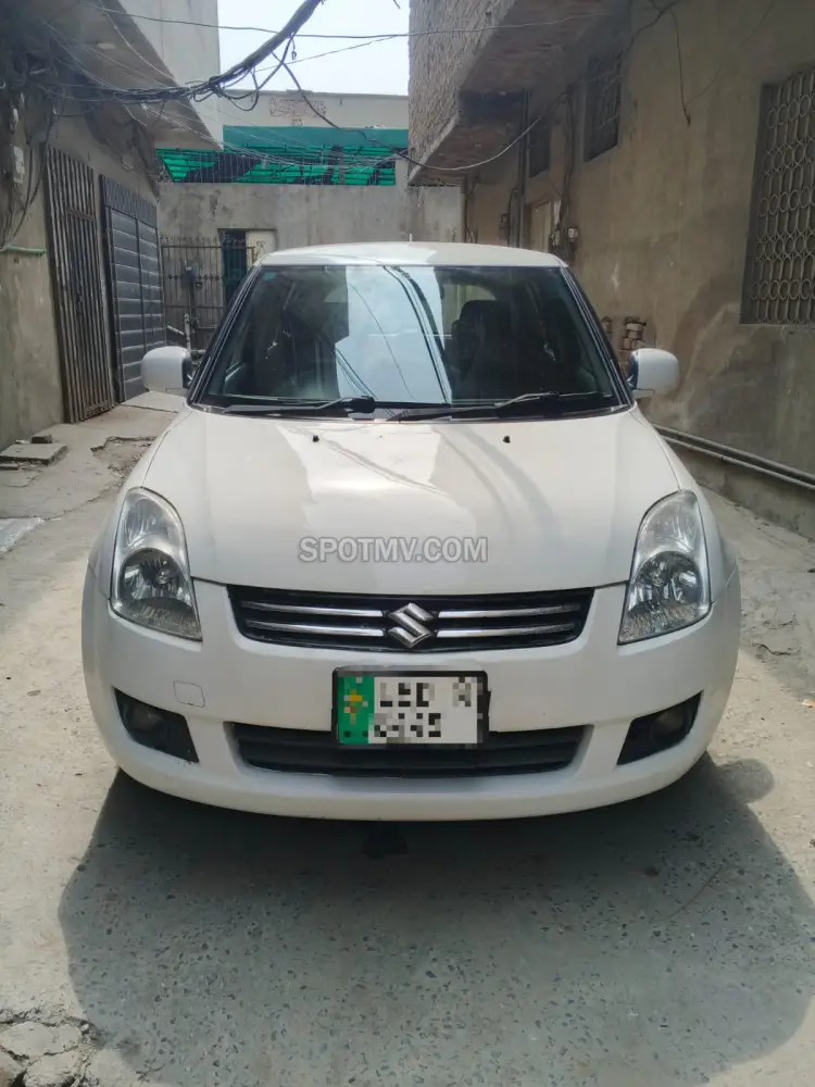 Suzuki Swift DLX 1.3 Navigation