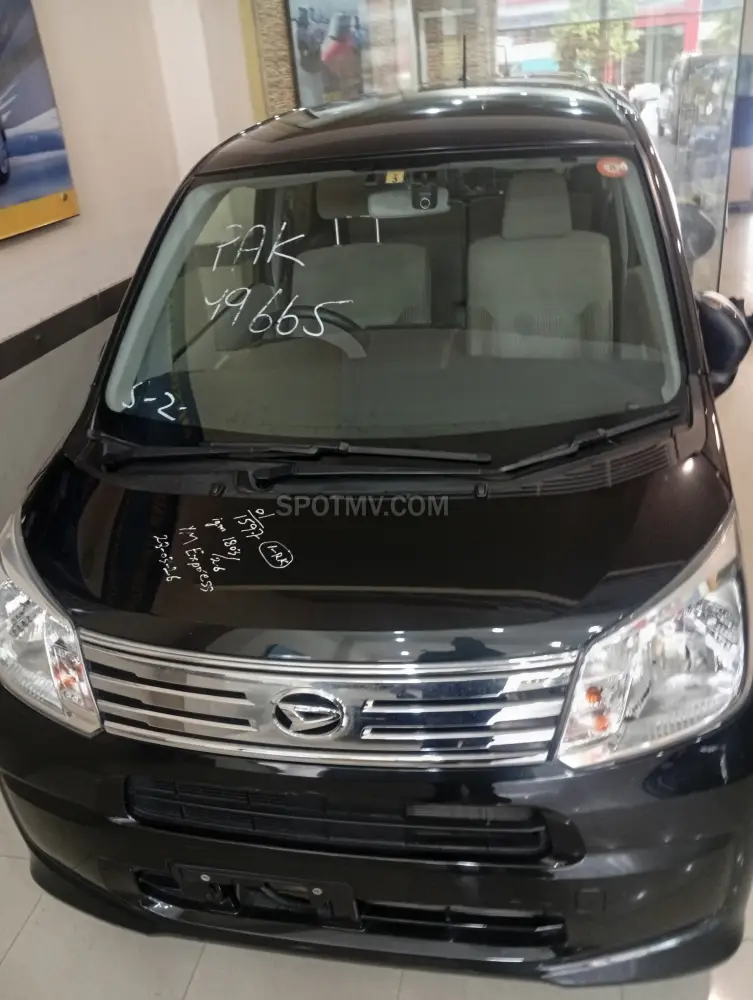Daihatsu Move Custom X