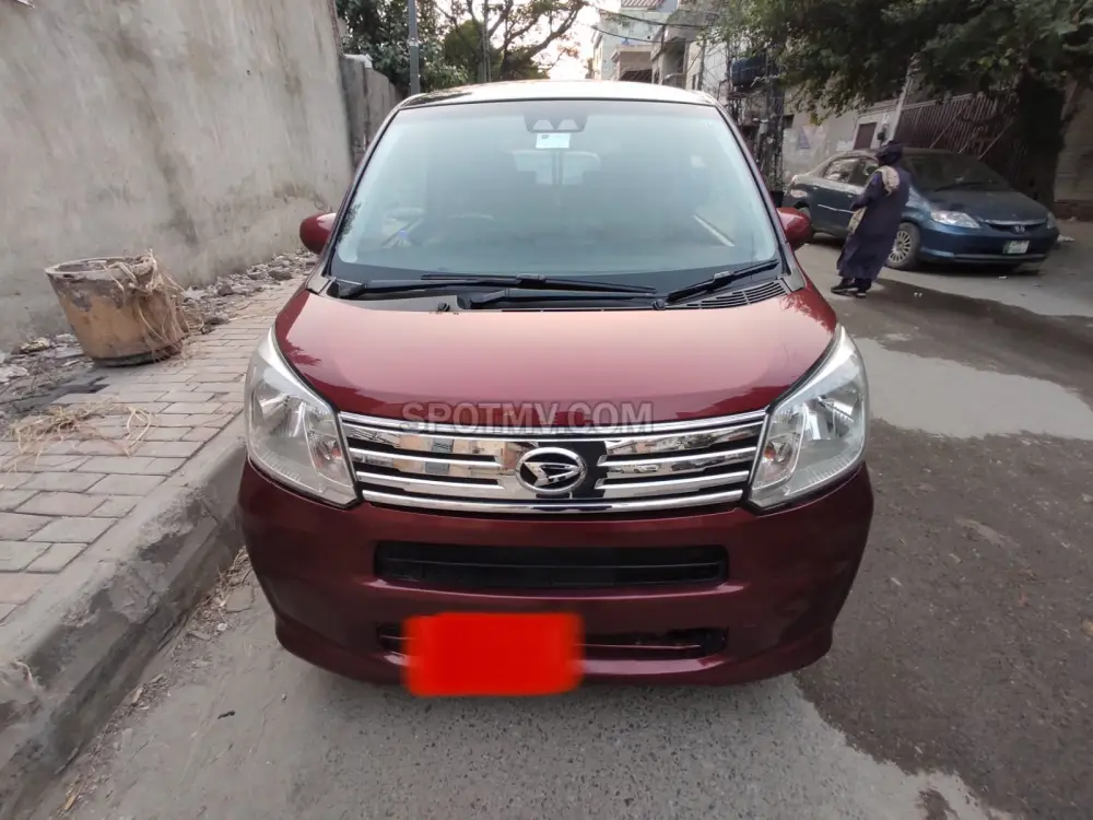Daihatsu Move L
