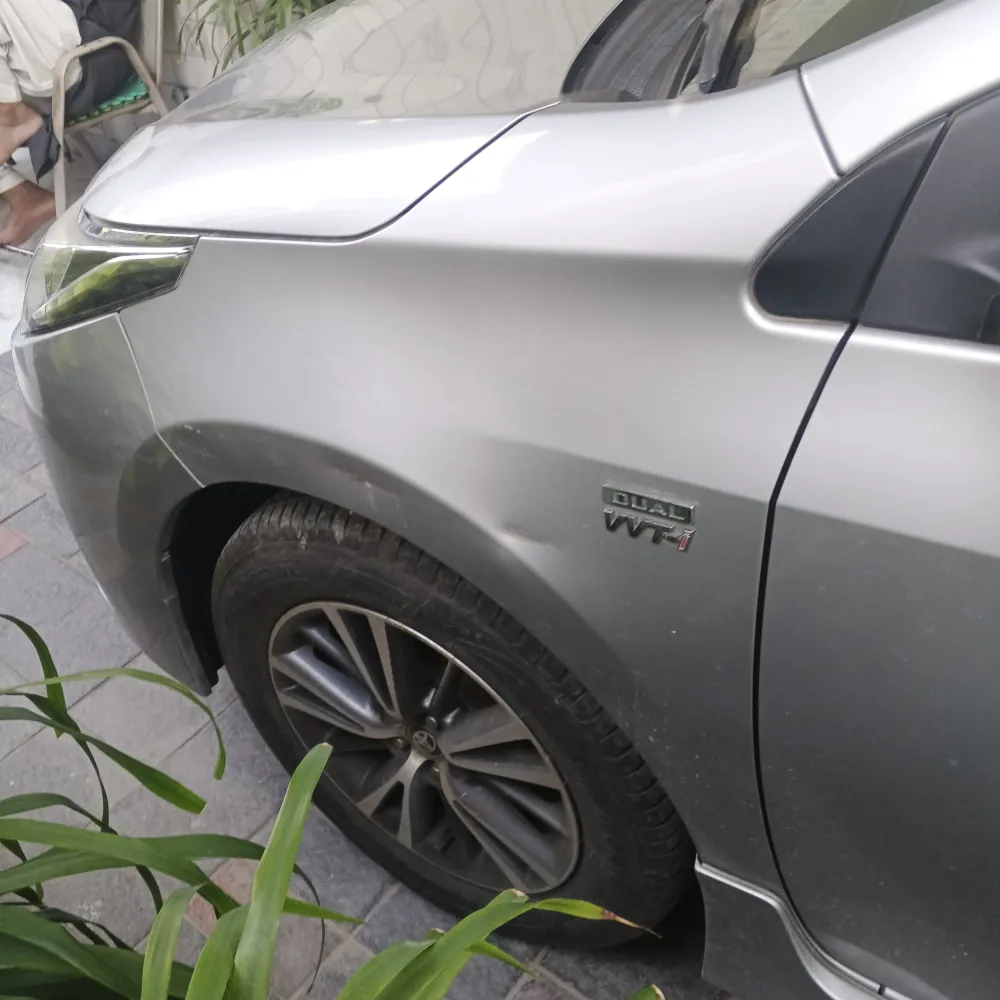 Front_fender_left image