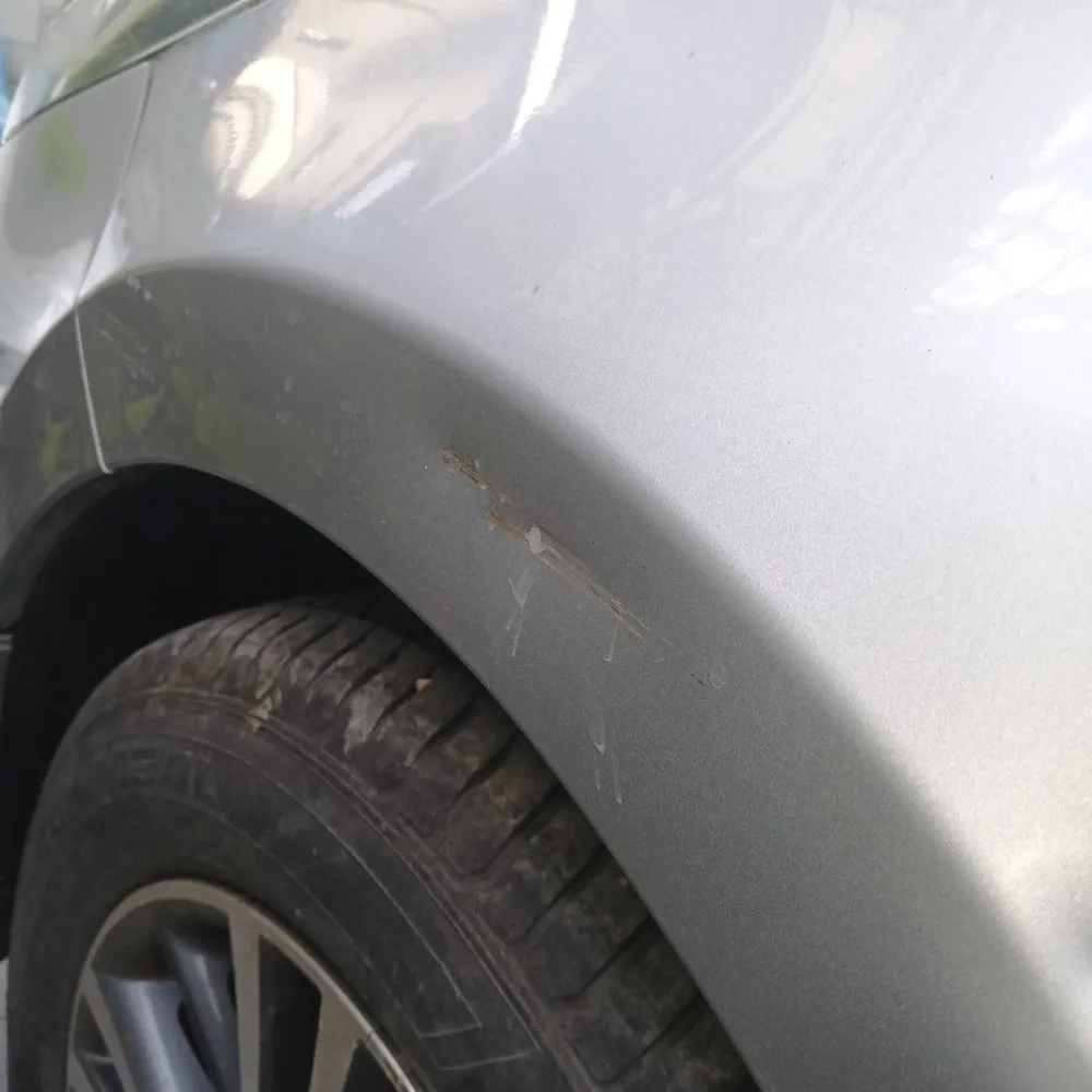 Front_fender_left image