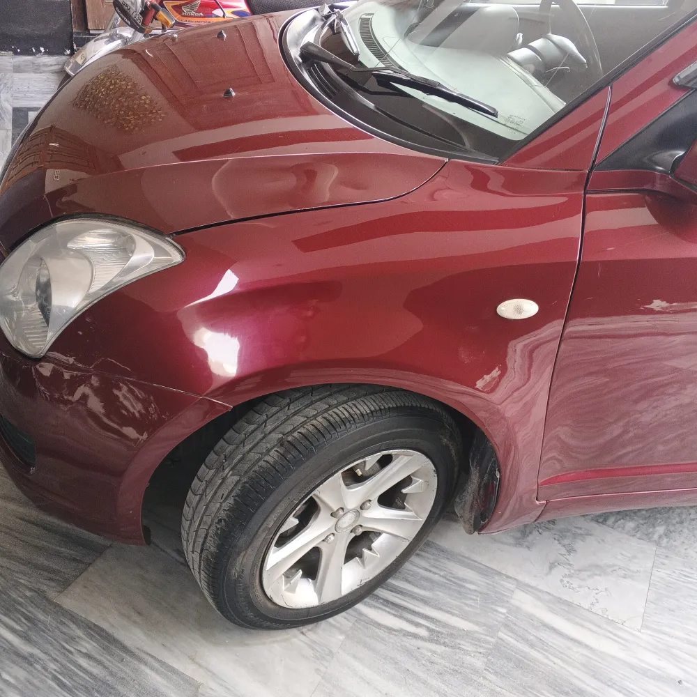 Front_fender_left image