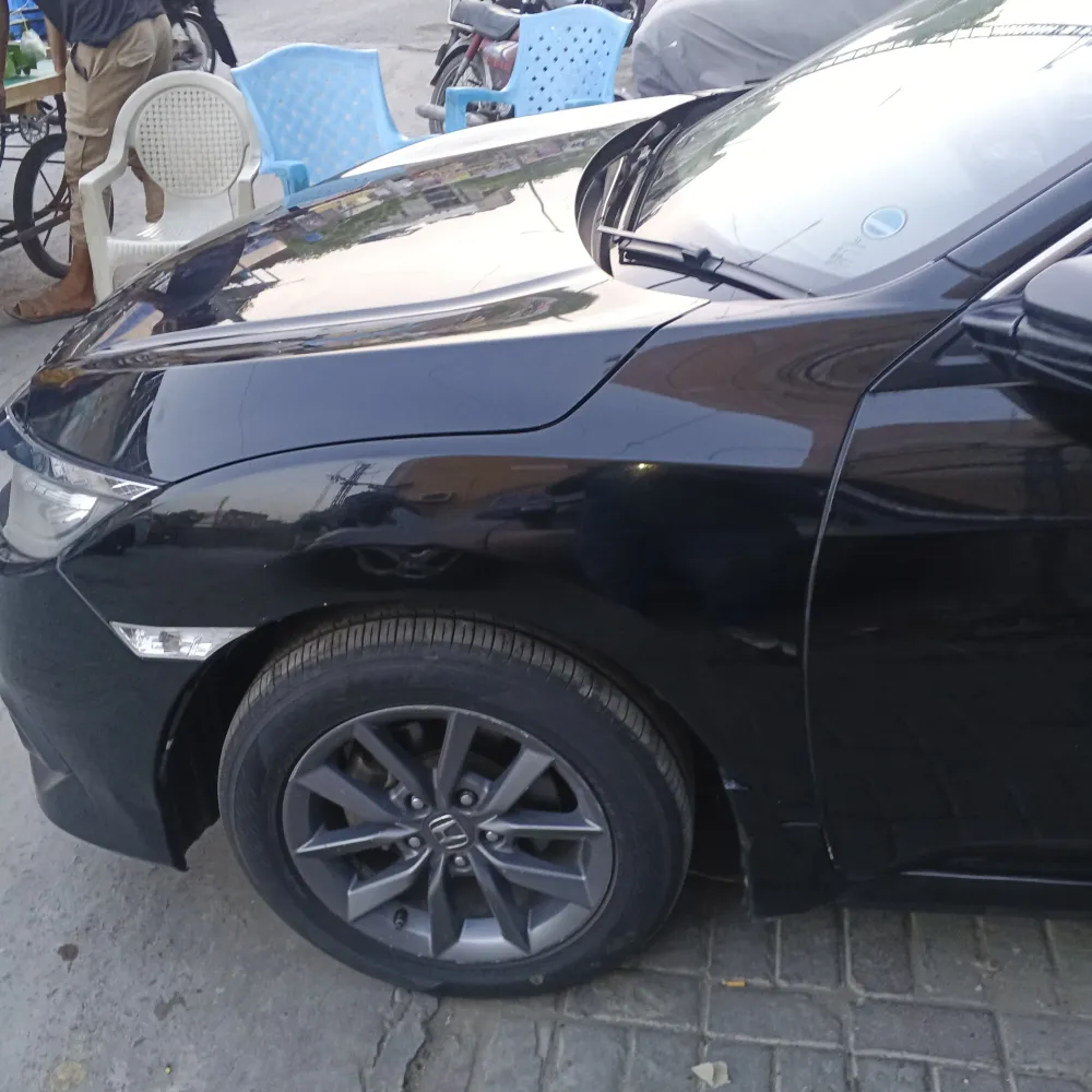 Front_fender_left image