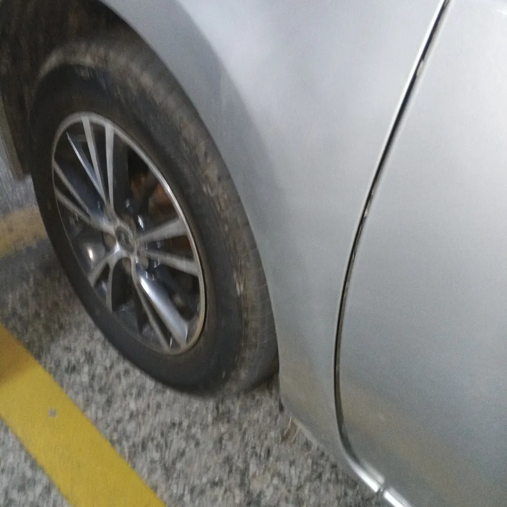 Front_fender_left image