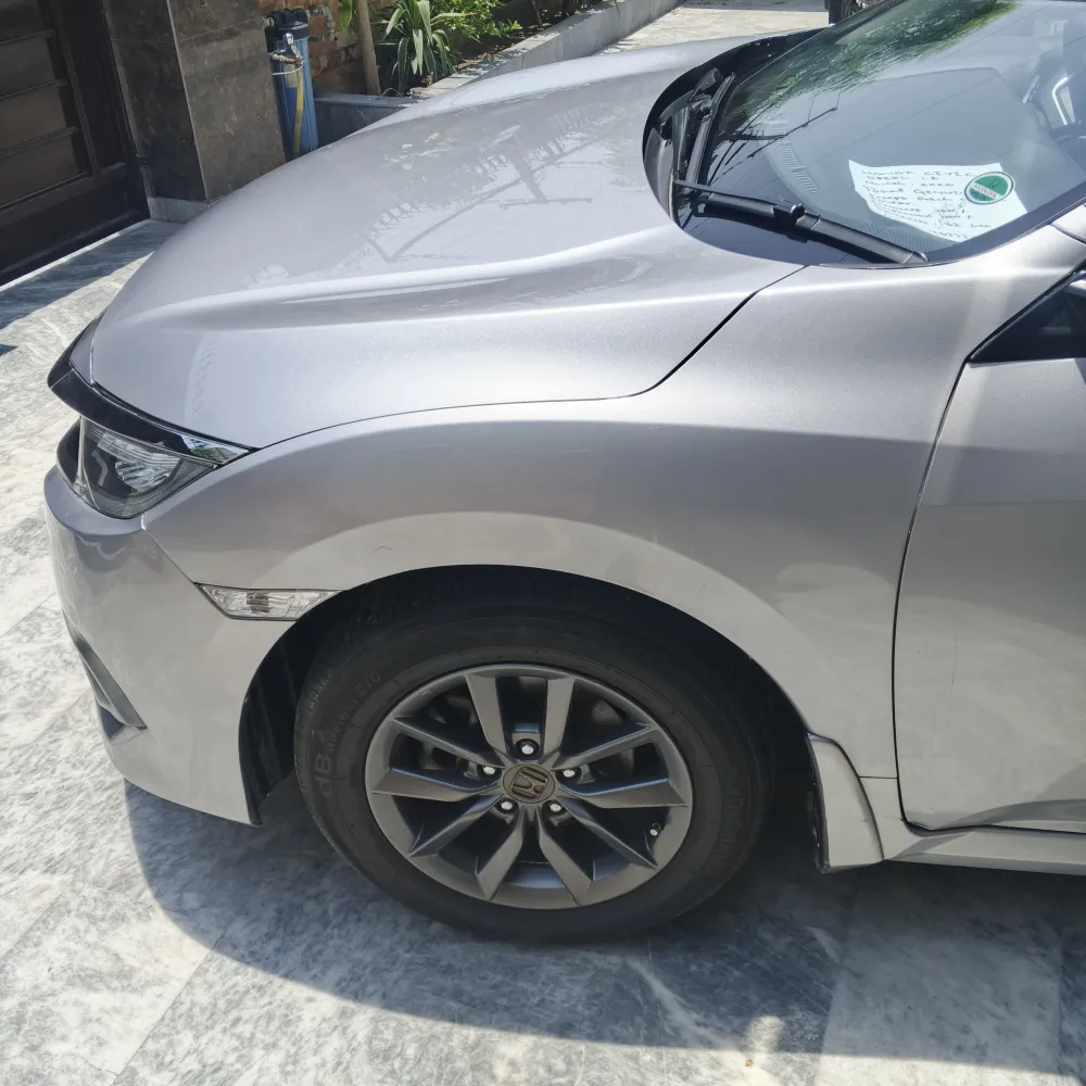 Front_fender_left image