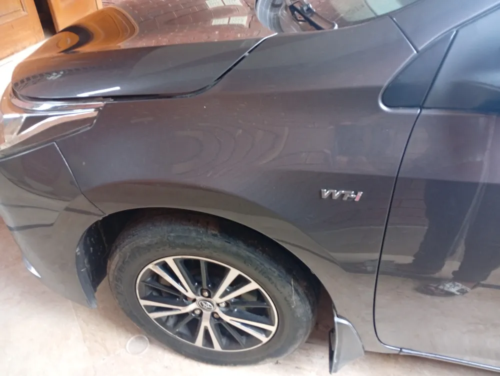 Front_fender_left image