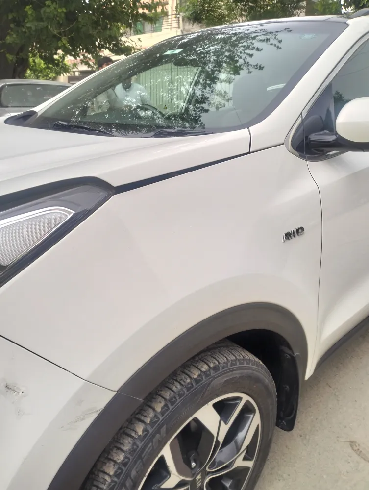 Front_fender_left image
