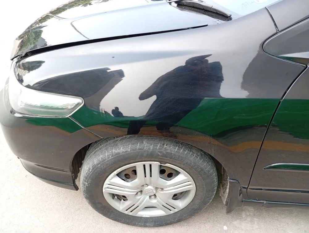 Front_fender_left image
