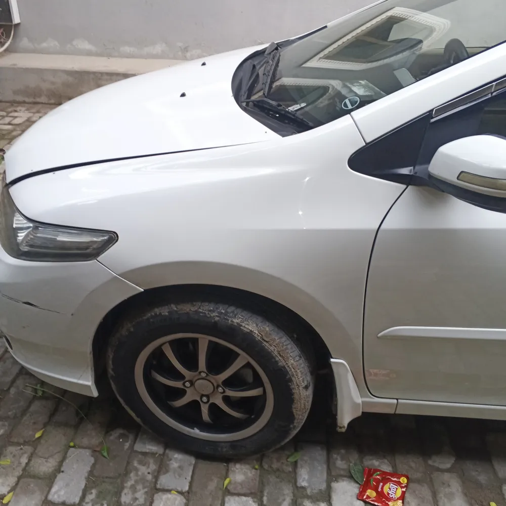 Front_fender_left image