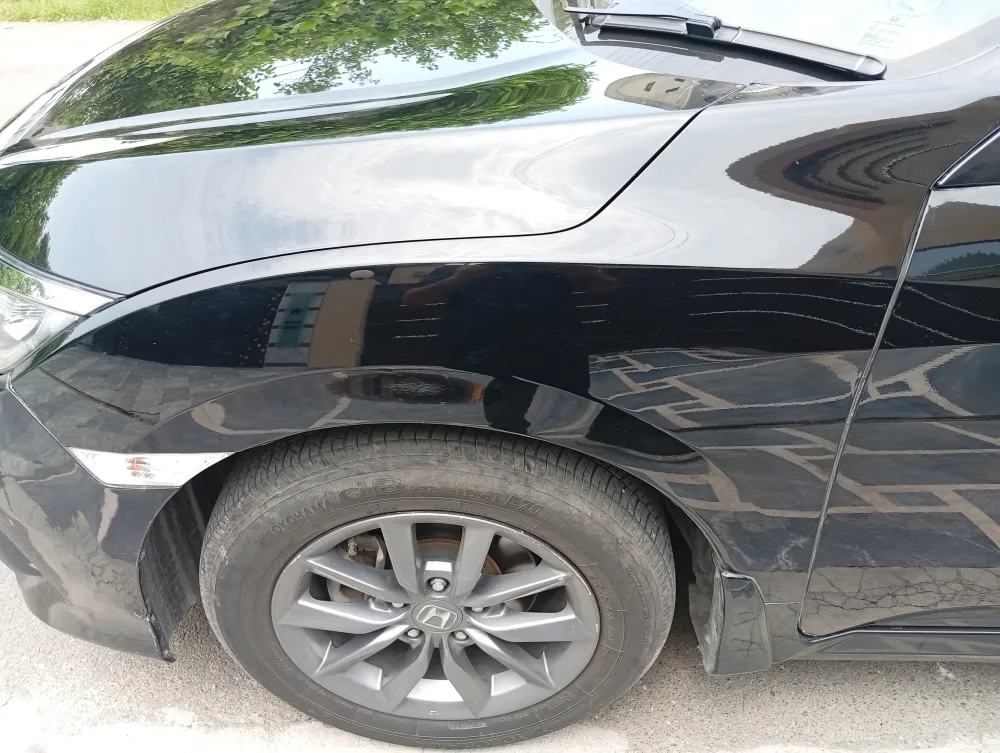 Front_fender_left image